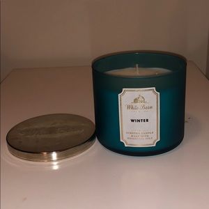 Bath and Body Works Winter Candle
